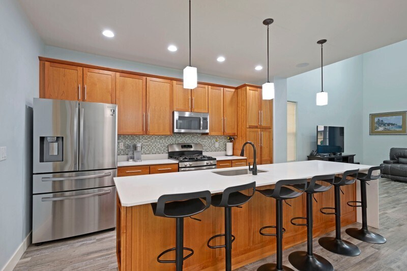 Building Photo - 4489 Milford Dr