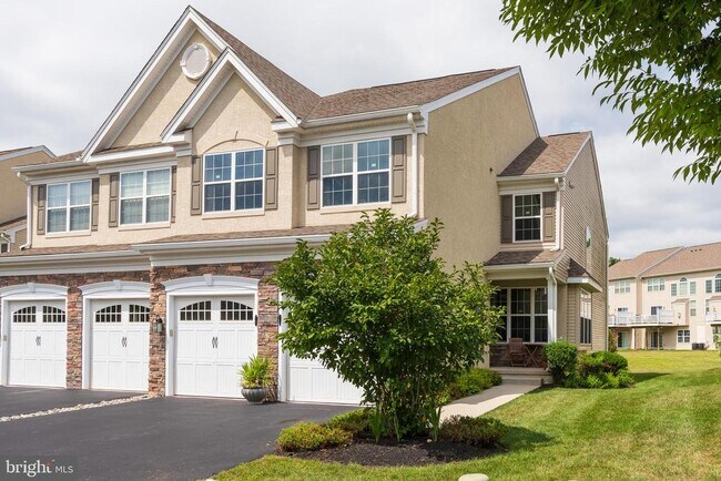 Building Photo - 2604 Rockledge Ct