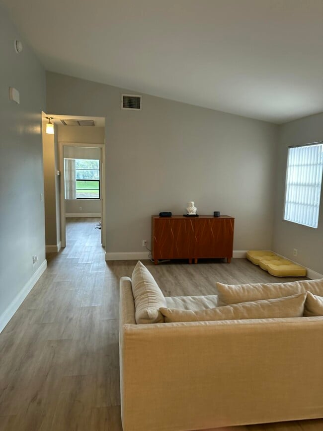 Building Photo - 3795 Silver Lace Ln