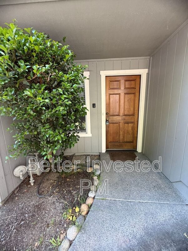 Building Photo - 7720 Bodega Ave