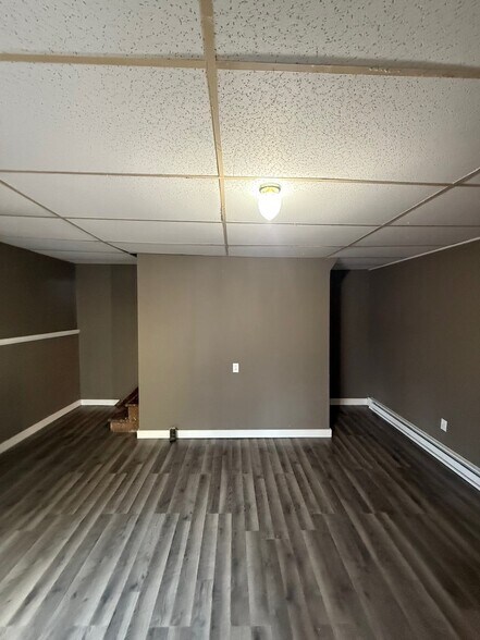 Building Photo - 80 Park Ave