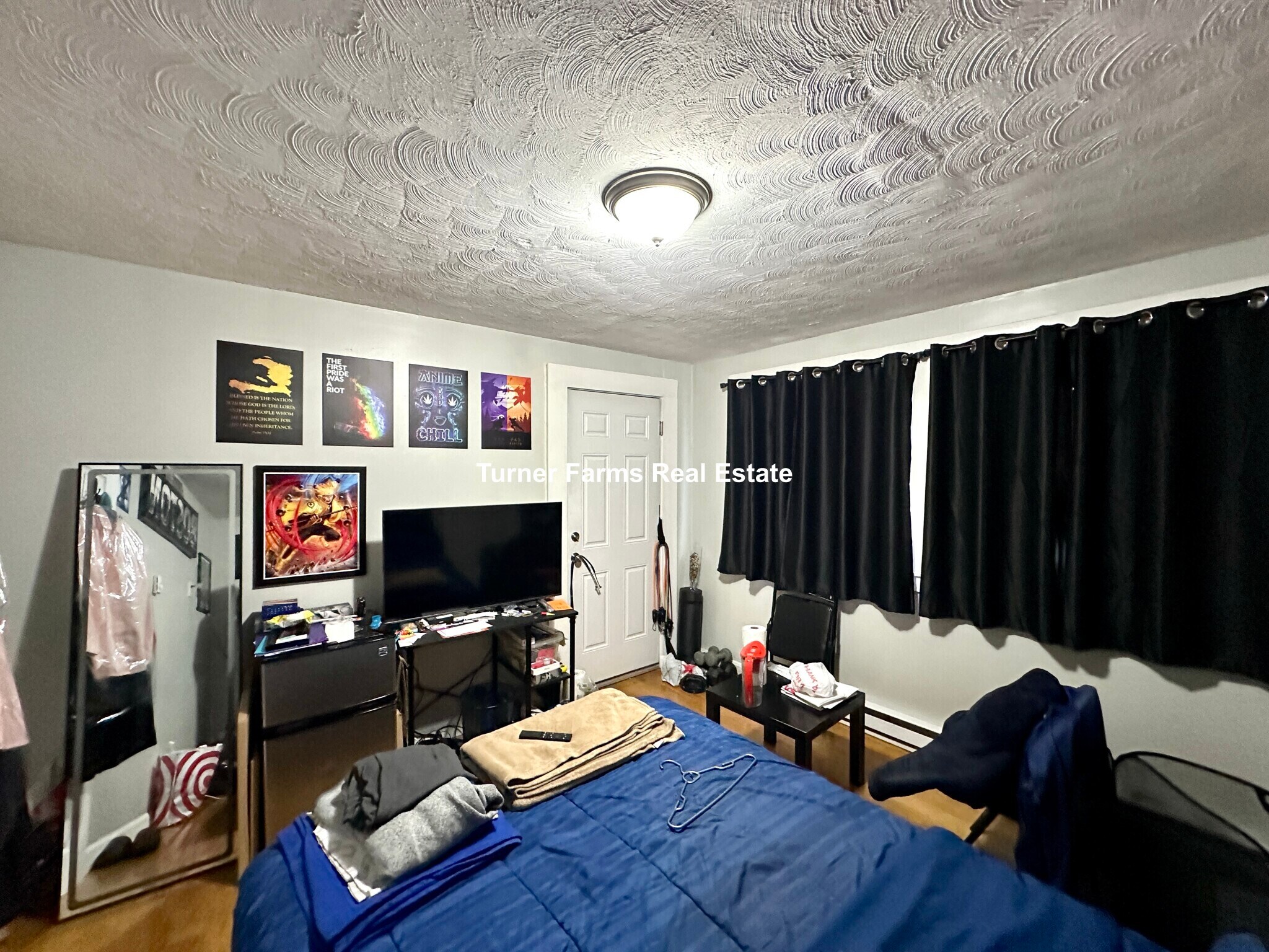 Building Photo - 94 E Cottage St