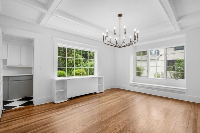 Building Photo - 32 Stuyvesant Ave