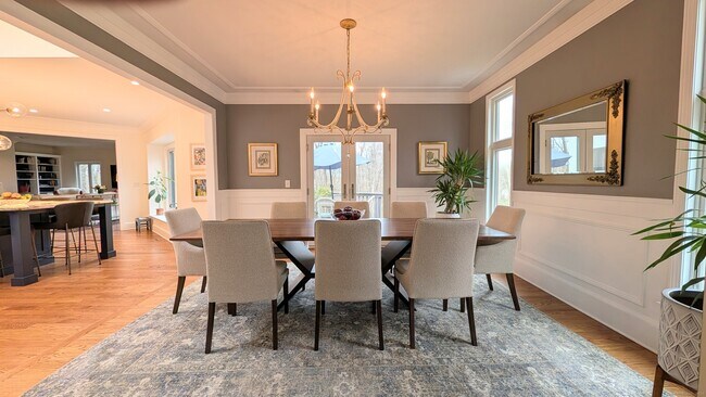 Building Photo - 40 Hull Pl