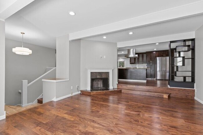 Building Photo - Air Conditioned Urban Retreat in Whispering Pines