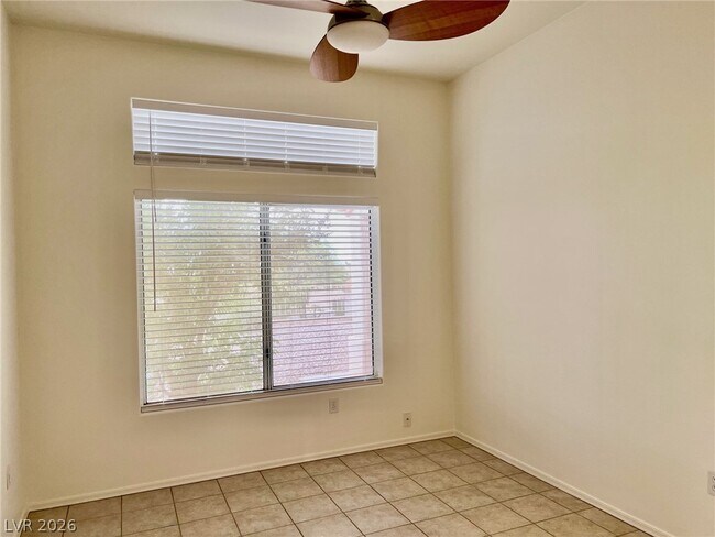 Building Photo - 2720 Hope Forest Dr