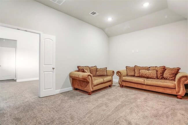 Building Photo - 1815 Carriage Oaks Ln