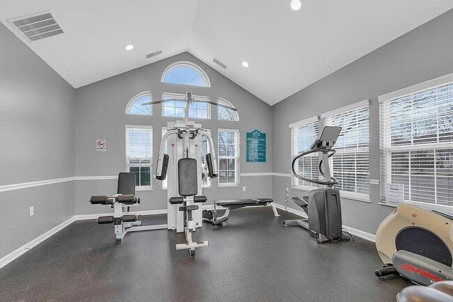 Building Photo - 773 Hidden Springs Dr