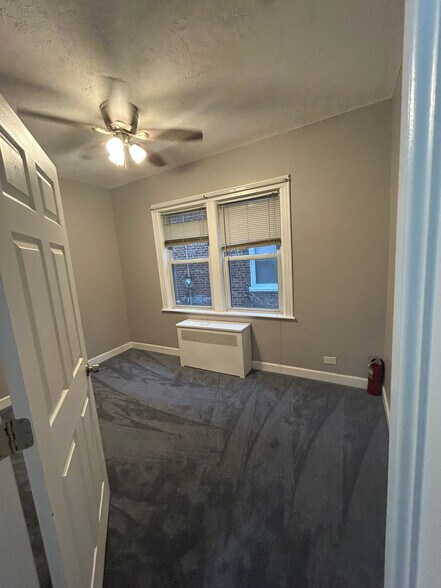 Building Photo - 4137 Boyd Ave