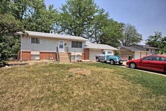 Building Photo - 2110 Applewood Rd