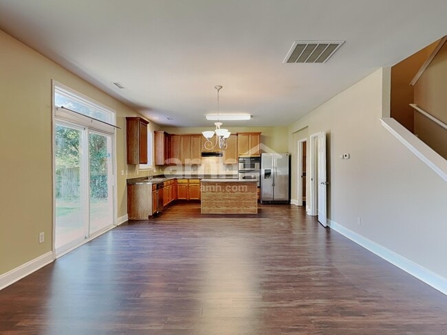 Building Photo - 238 Larktree Ln