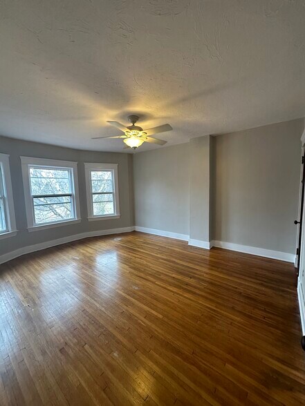 Bedroom 1 16x16 - 1141 Lakeland Ave