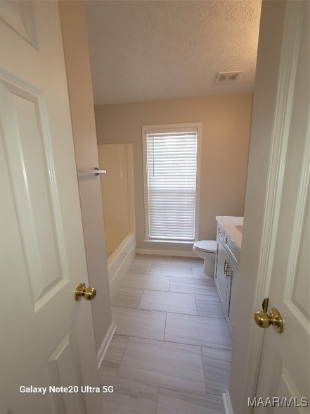 Building Photo - 6404 Deerwood Pl