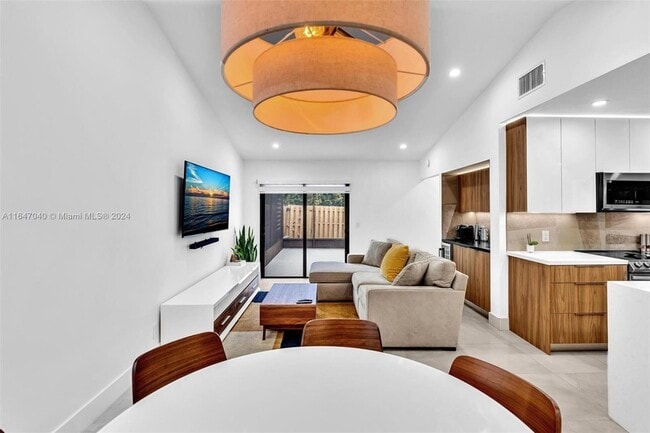 Building Photo - 9940 Watermill Cir