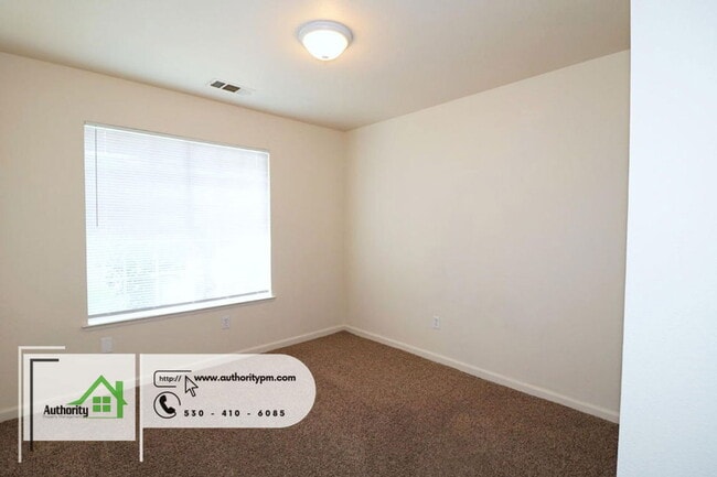 Building Photo - 1117 Grouse Dr
