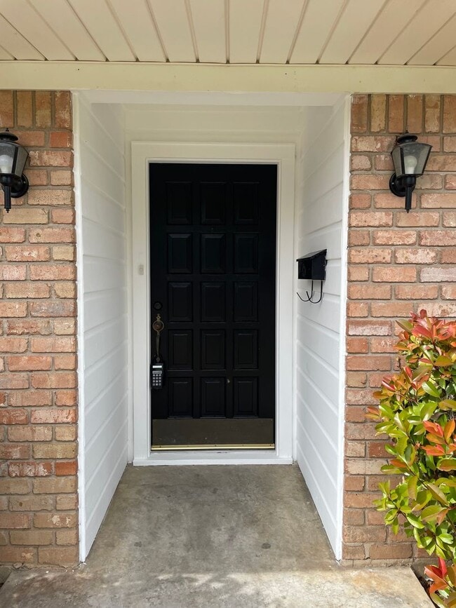 Building Photo - Available Now | Single-Story 3 Bed, 2 Bath | Prime Waco Location | Cul-de-Sac Lot with Garage | P...