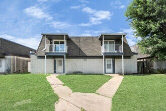 Building Photo - 12068 Beechnut St