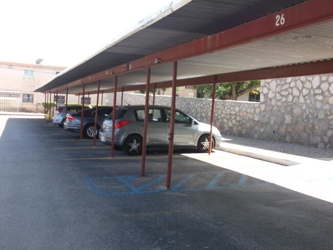 Building Photo - 6400 Edgemere Blvd