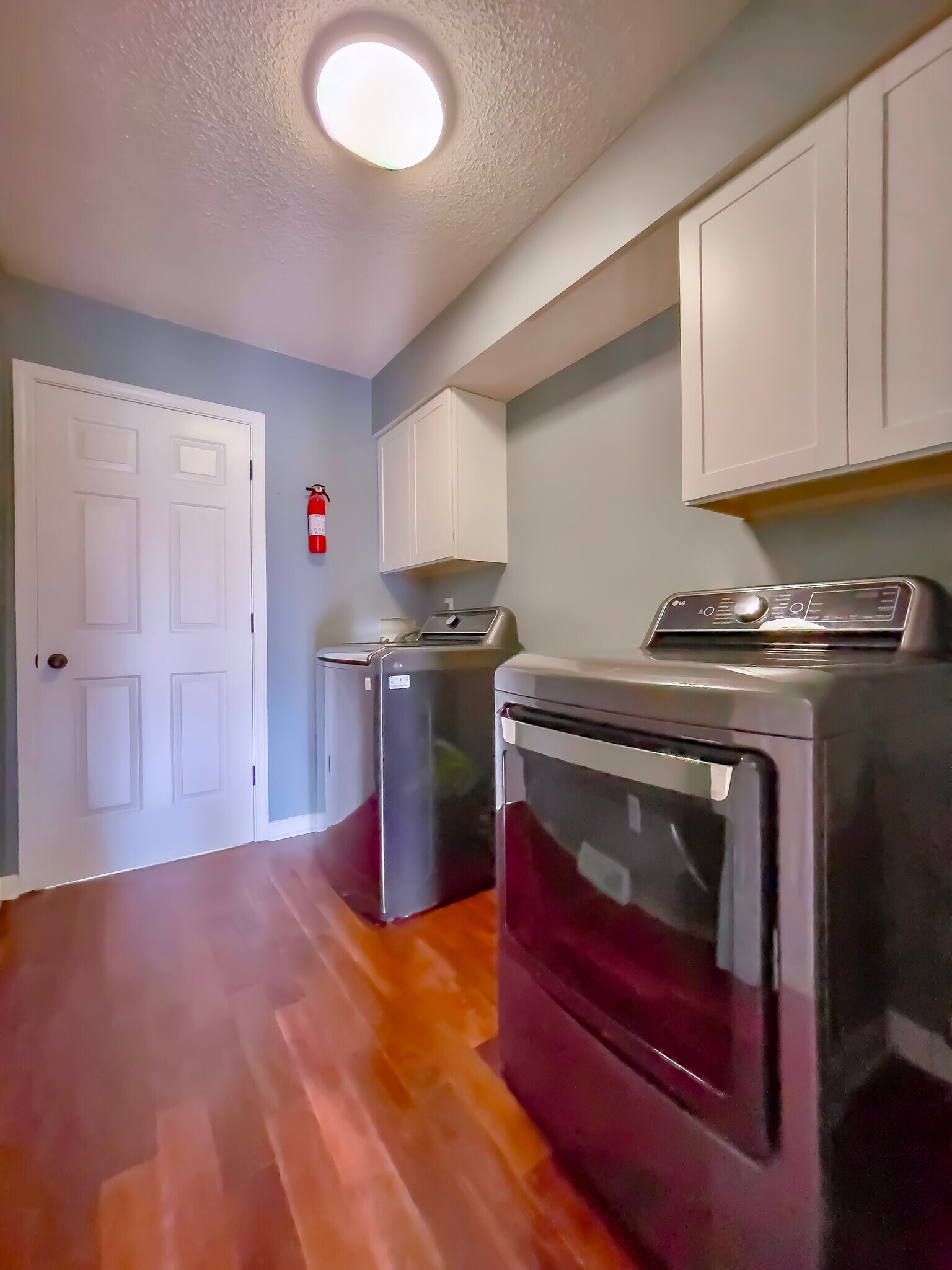 Laundry Room with New Washer & Dryer - 5421 NW Walden Dr