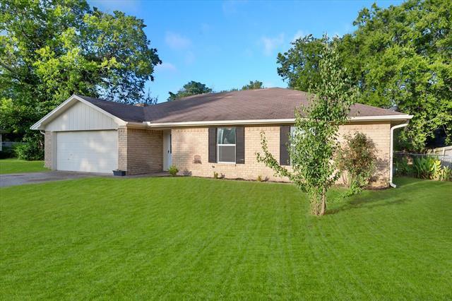 Building Photo - 2604 Fairmont Cir