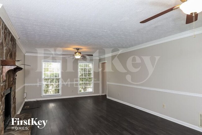 Building Photo - 722 Altman Ct