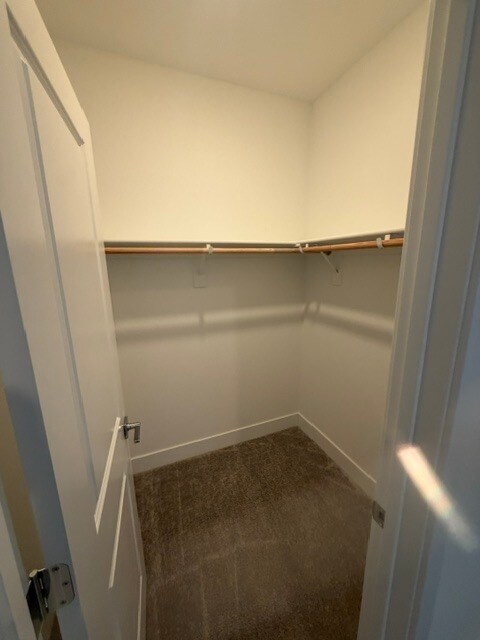Building Photo - Lathrop - Gorgeous 5 Bedroom 3 Bathroom Home