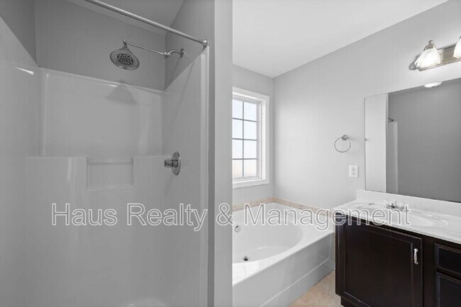 Building Photo - 1351 Francesca Drive