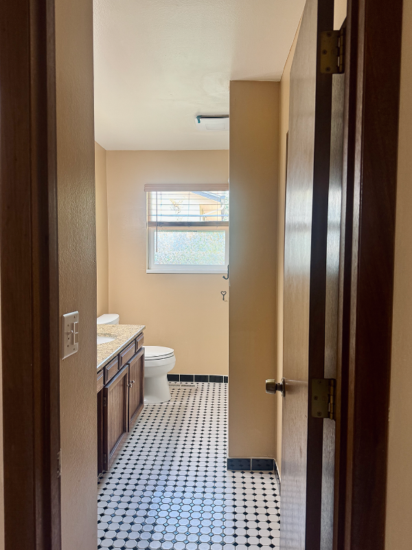Building Photo - 9438 W 56th Pl