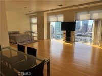 Building Photo - 801 S Grand Ave