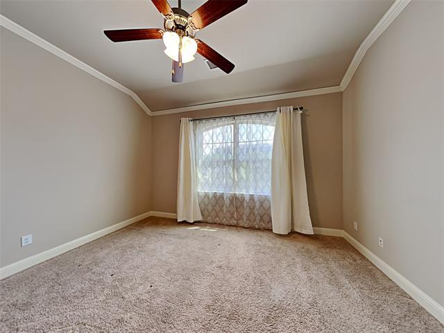 Building Photo - 922 Dartford Dr