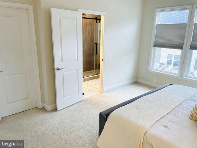 Building Photo - 17255 Herring Gull Ln