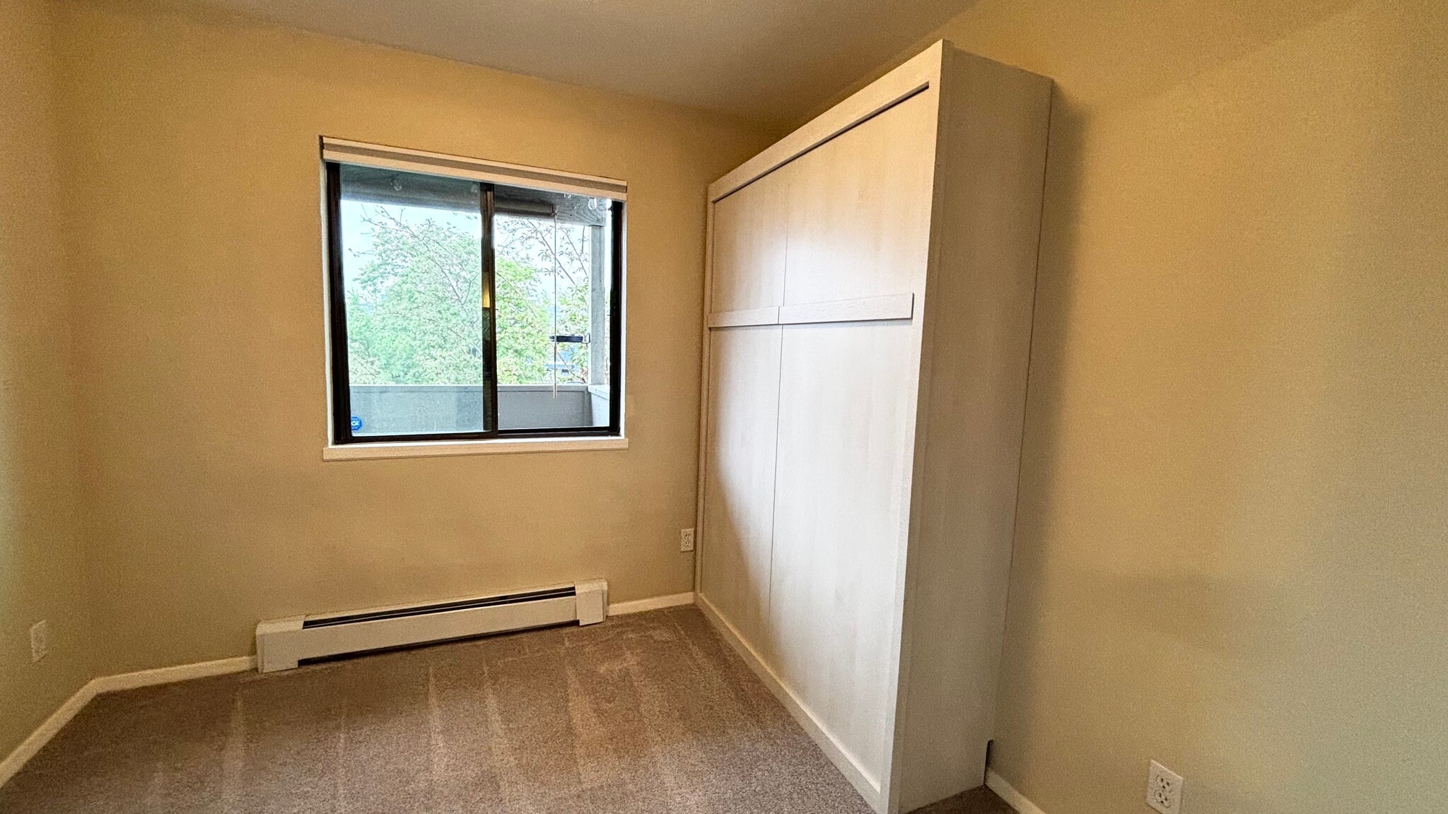 Built-in Murphy bed in second bedroom - 3515 28th St