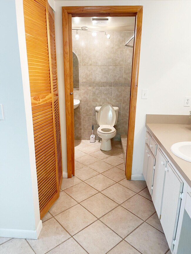 Building Photo - 5971 La Pinata Blvd