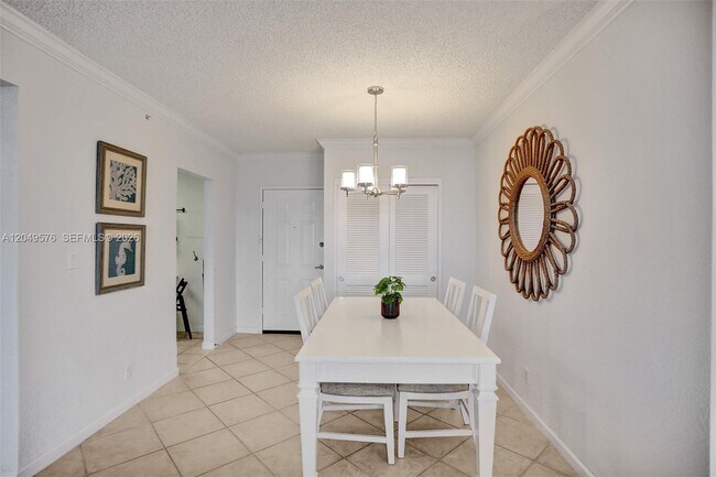 Building Photo - 2501 S Ocean Dr