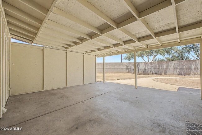 Building Photo - 7014 W Palo Verde Dr