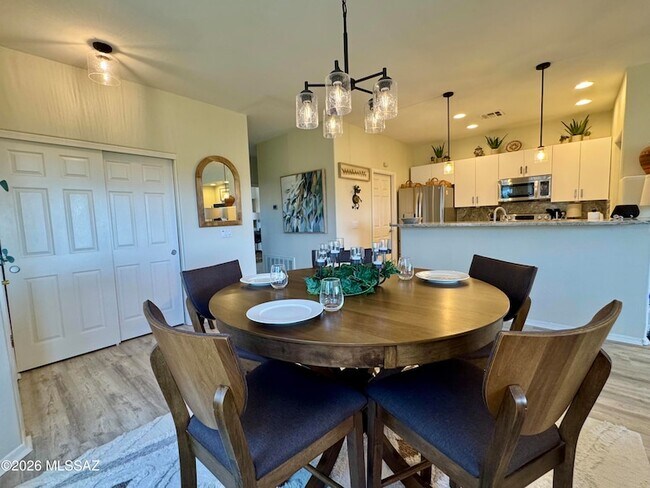 Building Photo - 755 W Vistoso Highlands Dr
