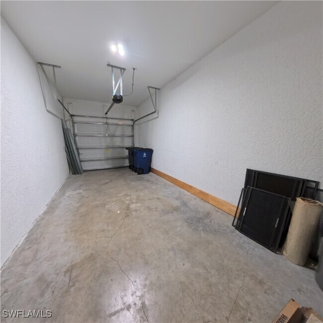 Building Photo - 3772 Pino Vista Way