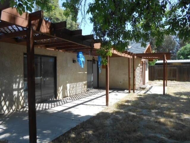 Building Photo - 4805 Glengary Pl