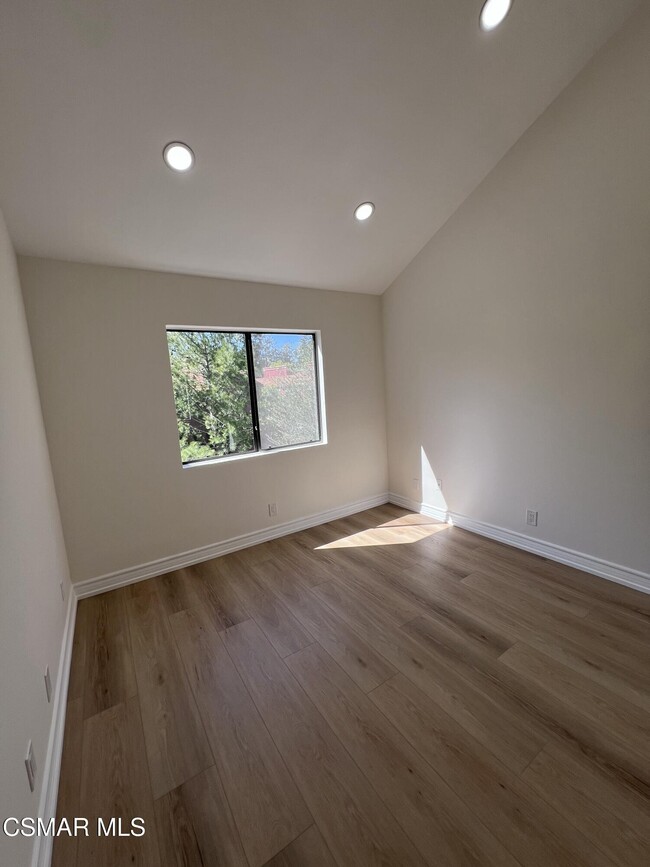 Building Photo - 21900 Marylee St