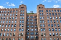 Building Photo - 83-00 Talbot St