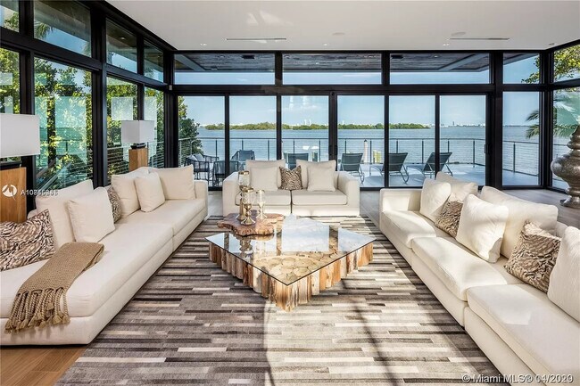 Building Photo - 7311 Belle Meade Island Dr