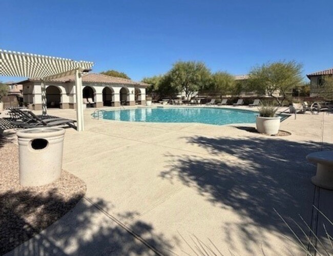 Building Photo - Beautiful Home in Gated Community