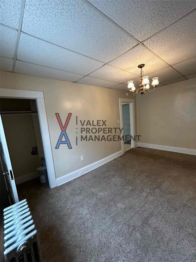 Building Photo - 2649 Olyphant Ave