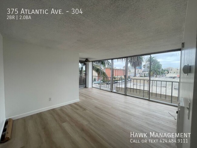 Building Photo - Available now! For Rent: Stunning Renovate...