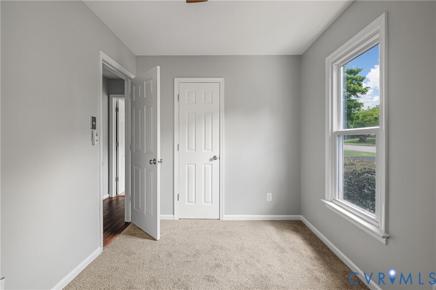 Building Photo - 5712 Sara Kay Dr