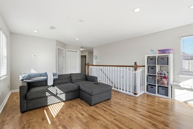 Building Photo - 7927 Wolfield Ln