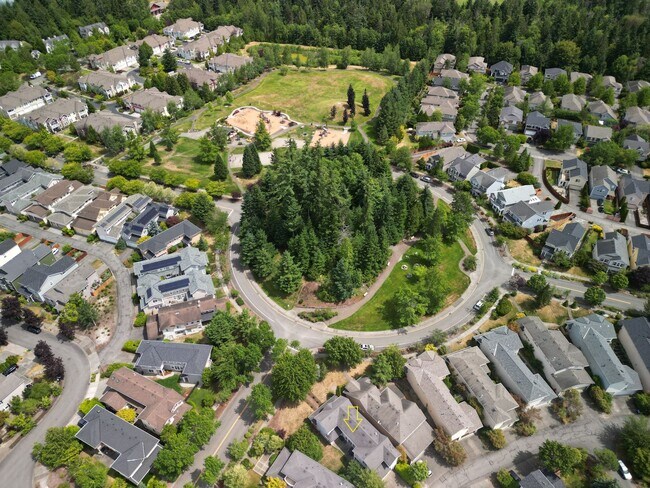 Building Photo - 3Bd/2.5Ba Redmond Home