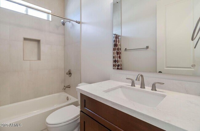 Building Photo - 48126 N Coyote Pass Rd