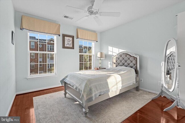 Building Photo - 42770 Keiller Terrace