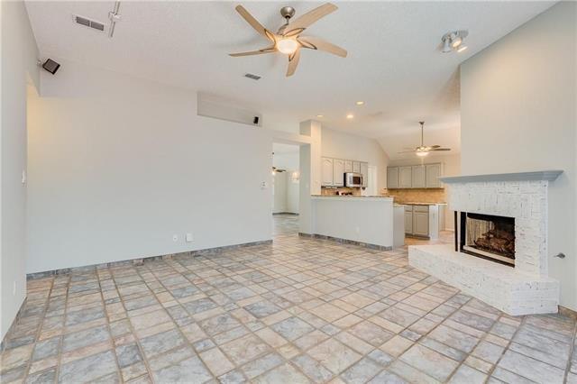 Building Photo - 7125 Northpointe Dr